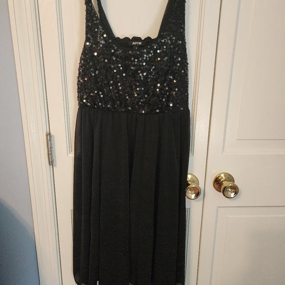 Stunning Apt 9 Beaded Sparkly Top Black Party Dress Medium‎ Trendy Timeless - Picture 15 of 16